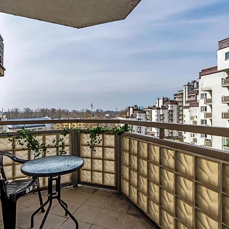 Goclaw Retreat With Balcony - River & Park Nearby - By Rentujemy 公寓 华沙